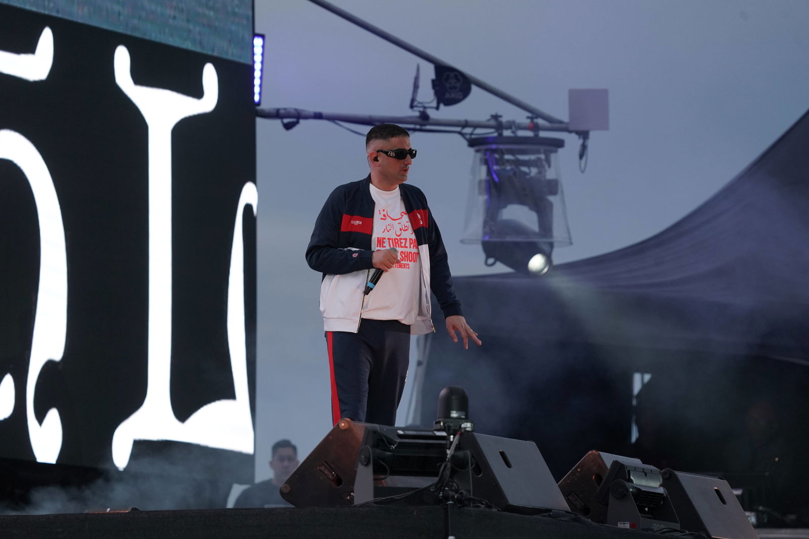 Rapper Haftbefehl auf der Bühne