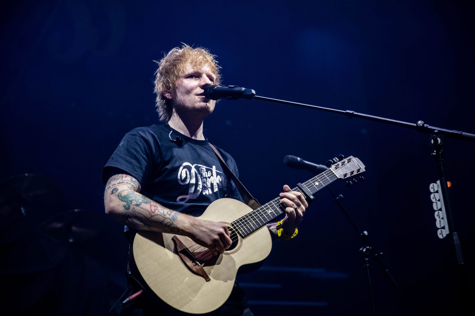 Sänger Ed Sheeran auf der Bühne