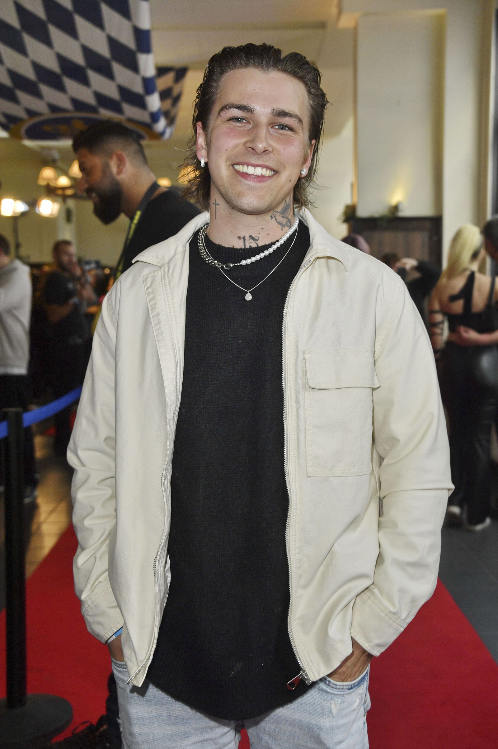 Star News Der Schauspieler gratuliert BTN – Star Matthias Höhn