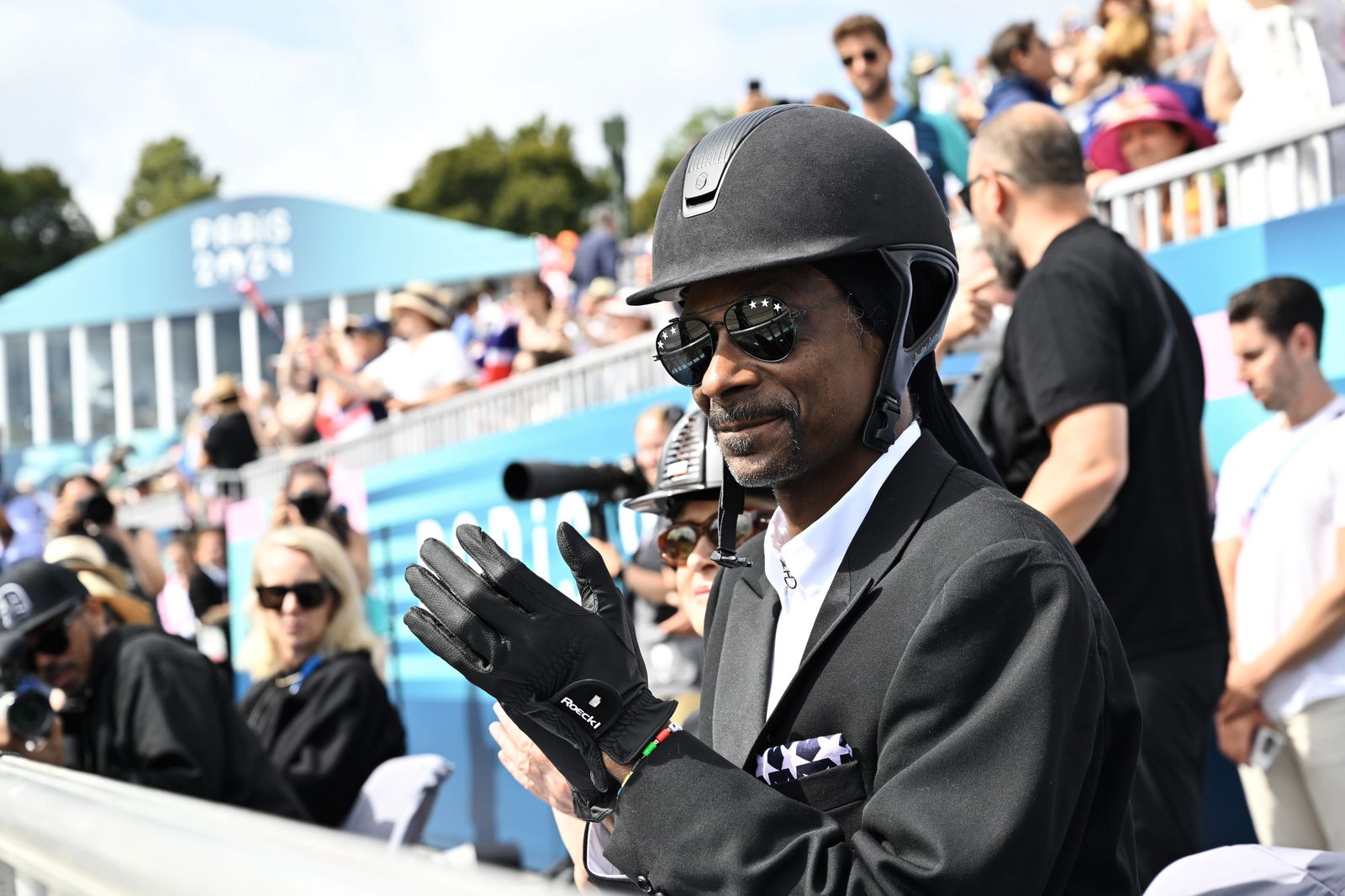Star News Snoop Dogg rockt Dressur-Outfit bei den Olympischen Spielen