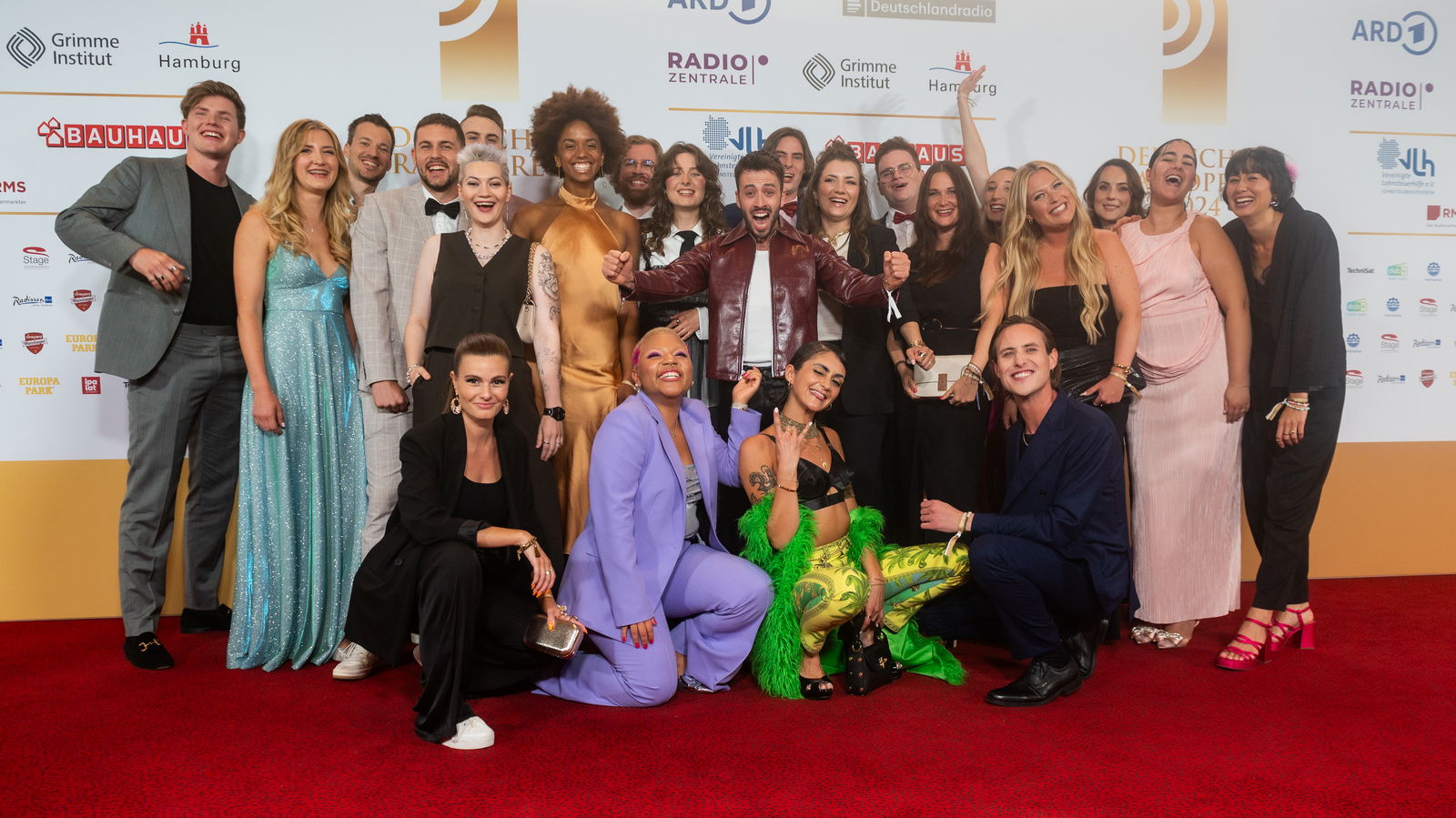 Alle Newcomer auf dem roten Teppich Deutscher Radiopreis 2024