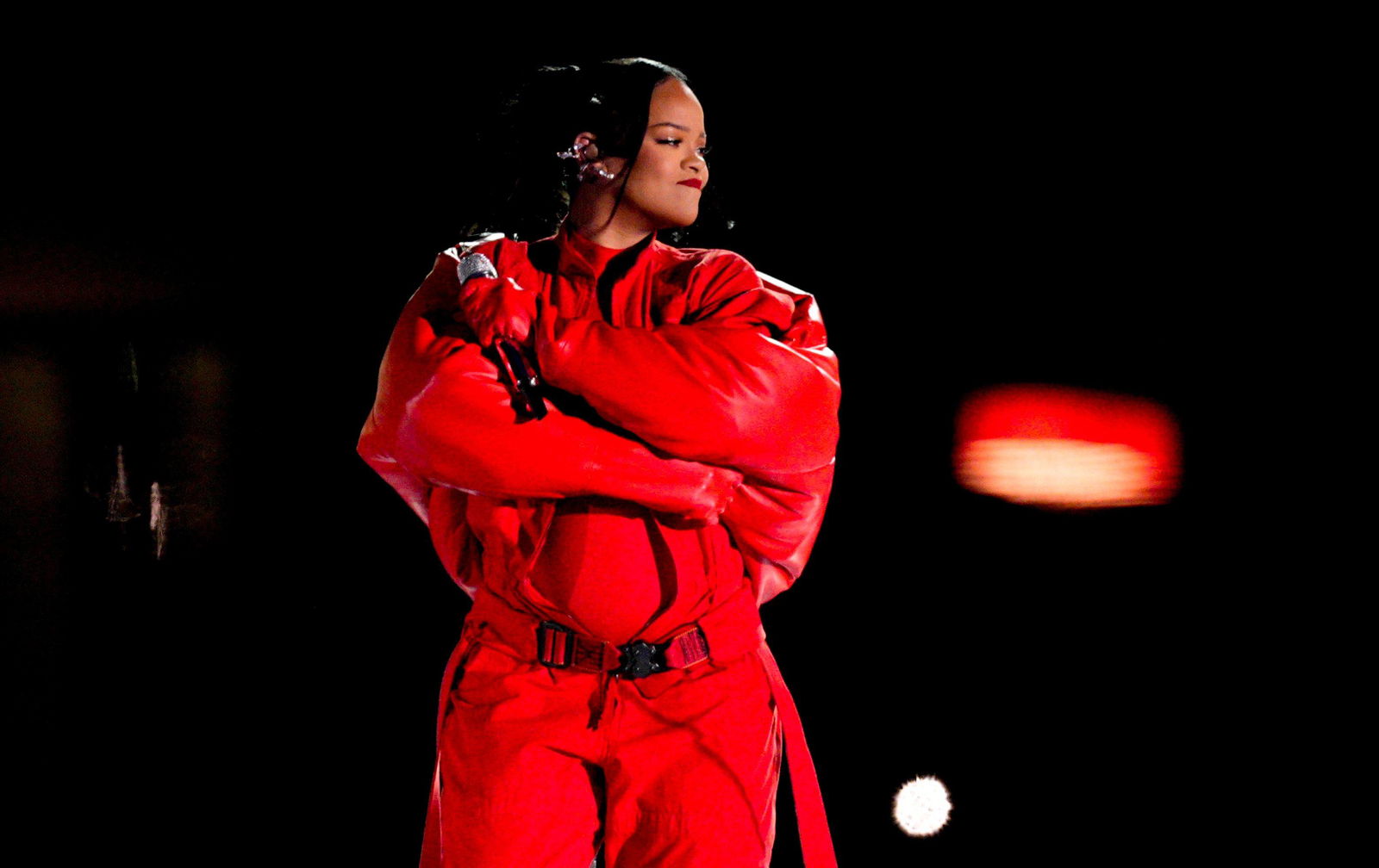 Rihanna performing Coachella Absage