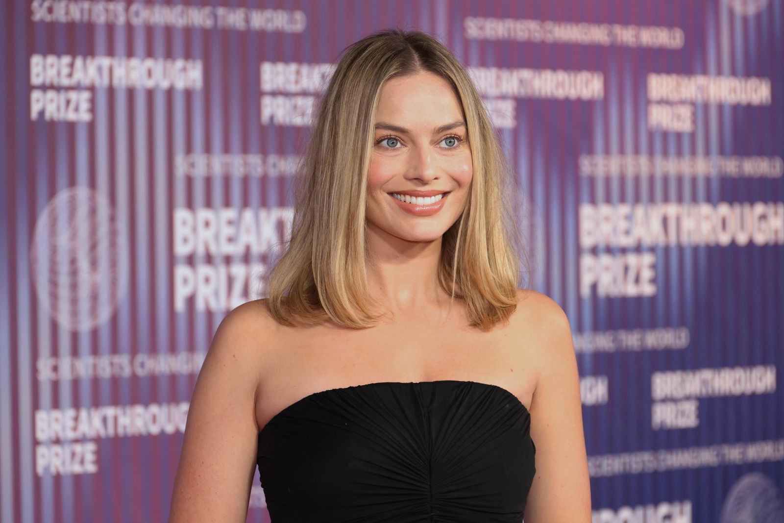 KISS FM Star News Margot Robbie ist jetzt Mama!
