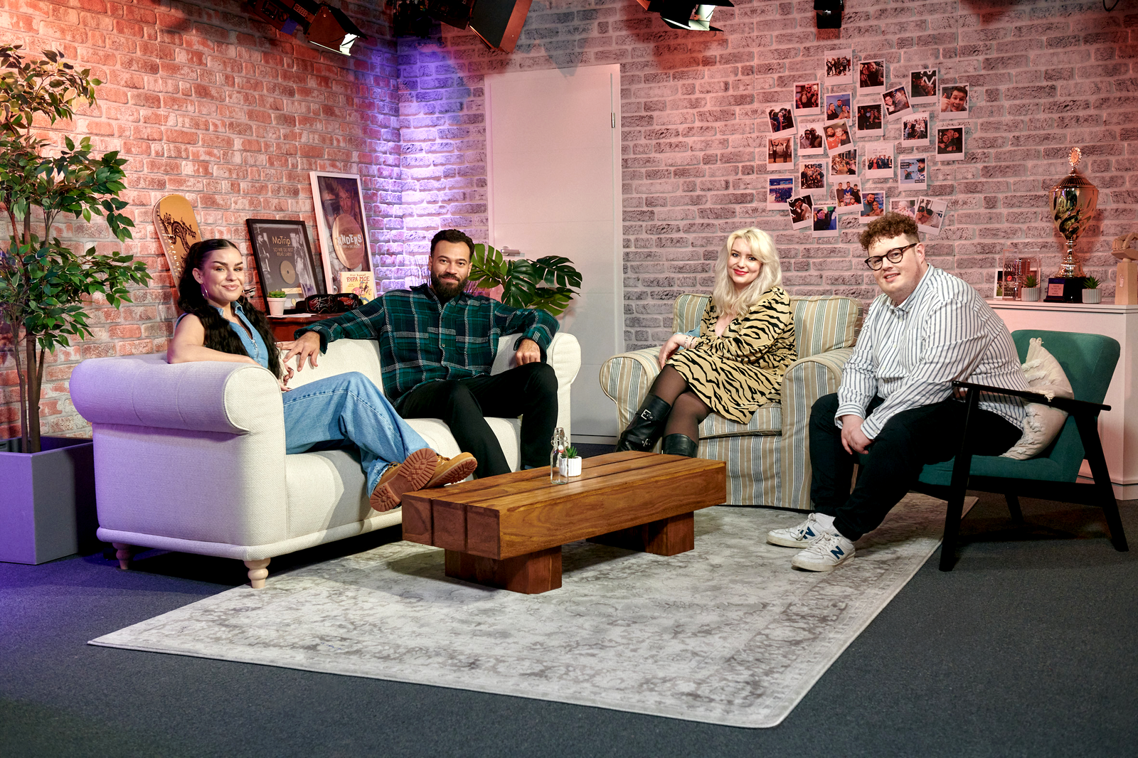 Big Moes Morningshow Livestream Teambild