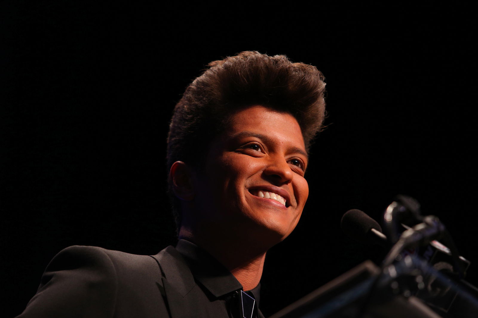 bruno-mars-apt-playlist-breakdown