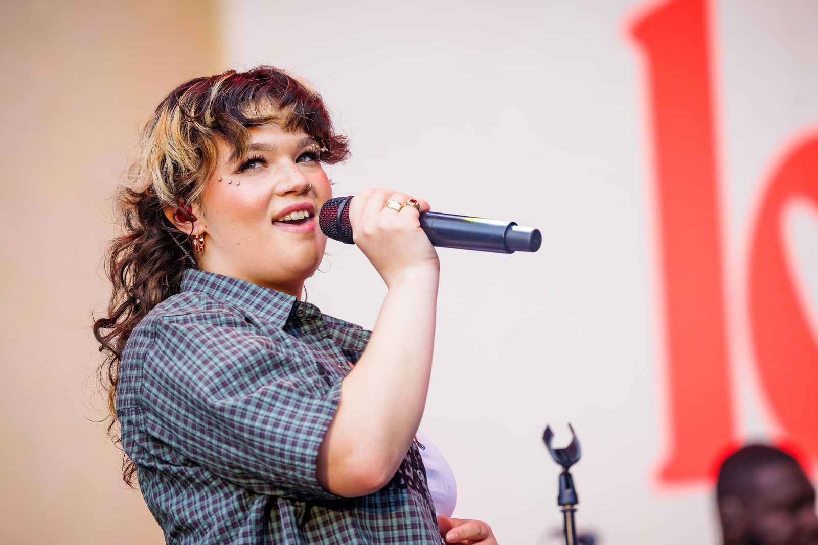 Lola Young macht Pause 