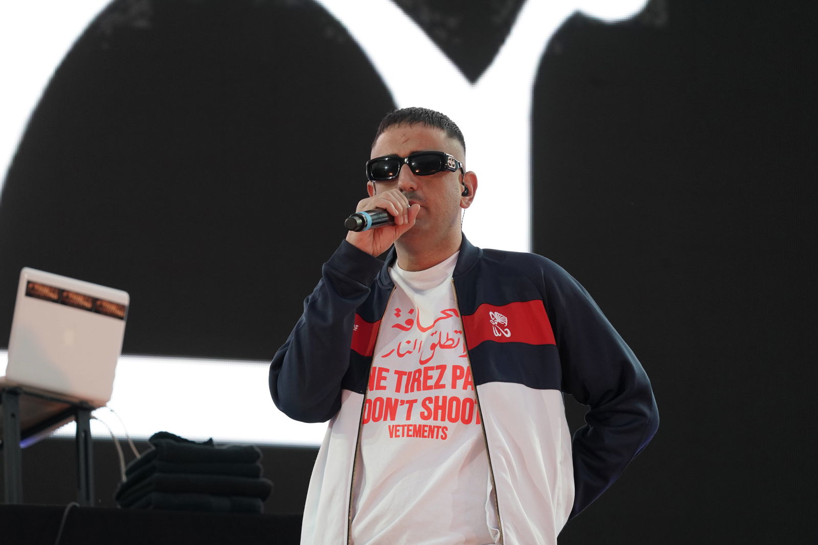 Haftbefehls harter Weg zurück