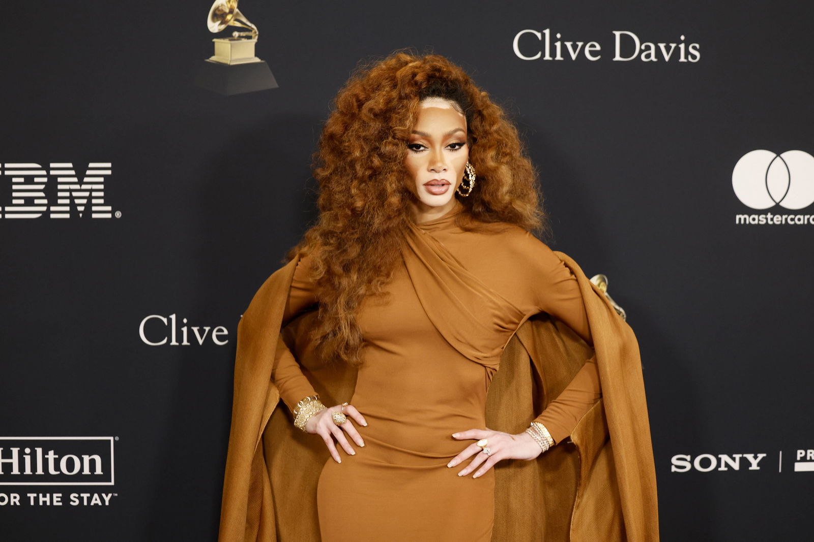 Winnie Harlow auf dem roten Teppich Grammys 2026
