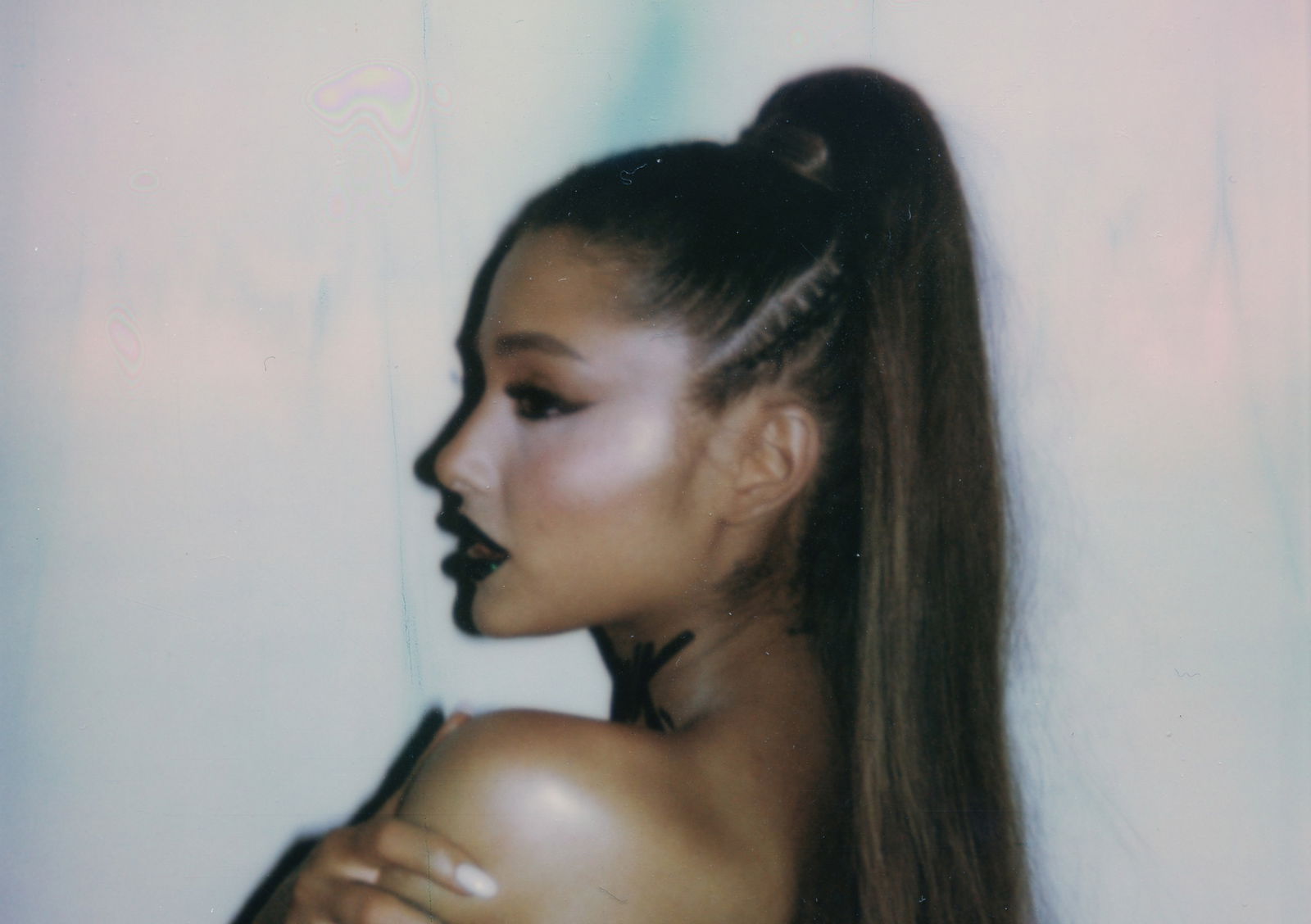 Ariana Grande 2019 12